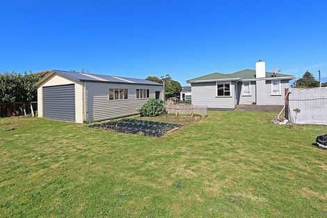 Photo of property in 33 Longfellow Road, Opunake, 4616