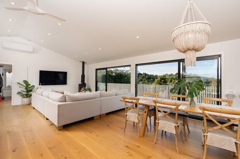 Photo of property in 21 Ngapuke Lane, Parua Bay, Onerahi, 0192