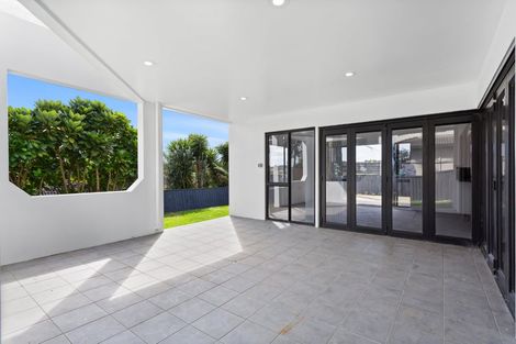 Photo of property in 26 Lamia Place, The Gardens, Auckland, 2105