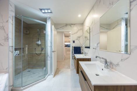 Photo of property in 35 Johns Creek Crescent, Silverdale, 0932