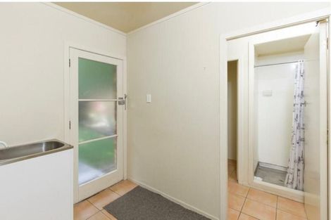 Photo of property in 353 Cambridge Road, Hillcrest, Hamilton, 3216