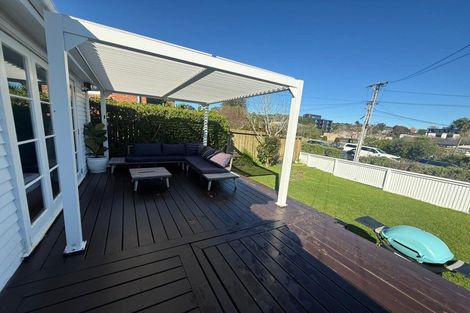 Photo of property in 3 Knight Avenue, Mount Albert, Auckland, 1025