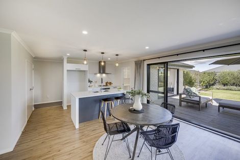 Photo of property in 15 Hikawera Drive, Frimley, Hastings, 4120