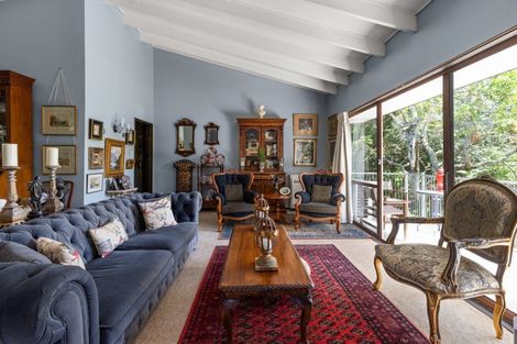 Photo of property in 12 Muritai Crescent, Havelock North, 4130