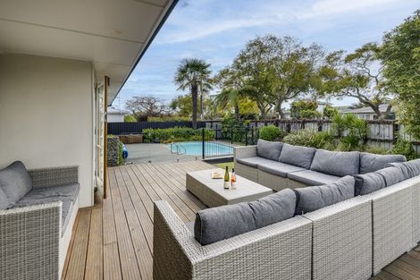 Photo of property in 2 Veronica Avenue, Marewa, Napier, 4110