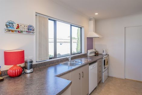 Photo of property in 2 Belle Maison Court, Levin, 5510