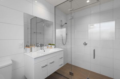 Photo of property in 30 Holiday Drive, Mairehau, Christchurch, 8052