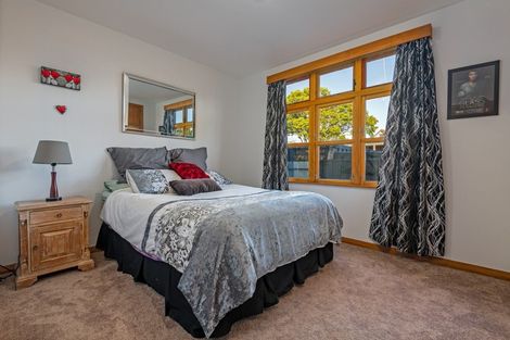 Photo of property in 15 Montgomery Terrace, Hokowhitu, Palmerston North, 4410