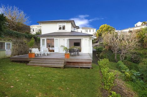 Photo of property in 10 Lincoln Road, Bluff Hill, Napier, 4110