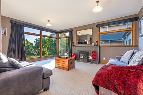Photo of property in 15 Montgomery Terrace, Hokowhitu, Palmerston North, 4410