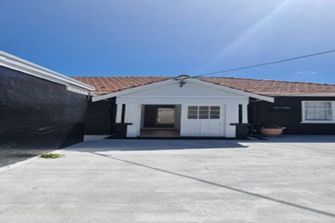 Photo of property in 24 Monorgan Road, Strathmore Park, Wellington, 6022