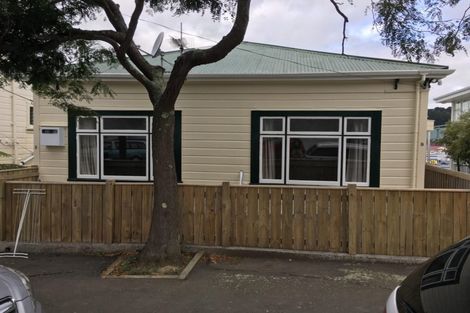 Photo of property in 8 Kenwyn Terrace, Newtown, Wellington, 6021