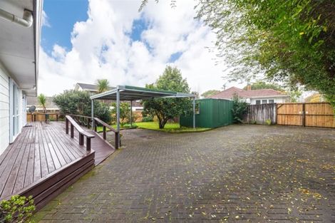 Photo of property in 1/6 Koromiko Street, New Lynn, Auckland, 0600