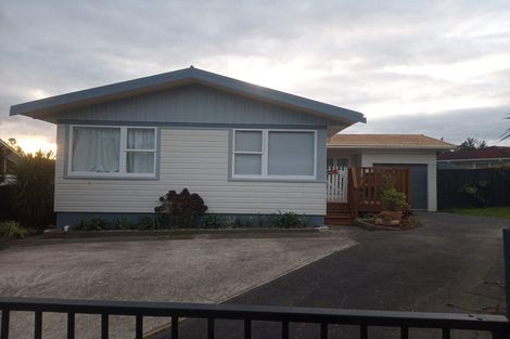 Photo of property in 38 Kelkirk Street, Kelston, Auckland, 0602
