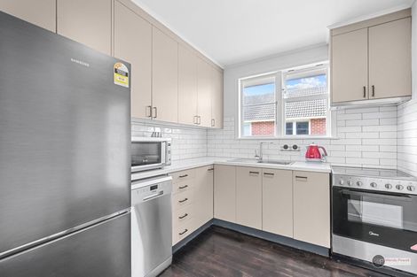 Photo of property in 58 Wai-iti Crescent, Woburn, Lower Hutt, 5010