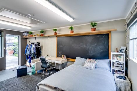 Photo of property in 6 Trigg Crescent, Taradale, Napier, 4112