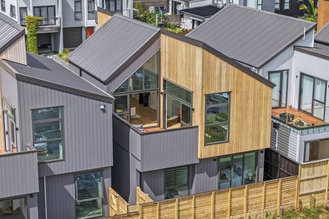 Photo of property in 14 Kiokio Street, Long Bay, Auckland, 0630