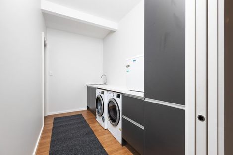 Photo of property in 1 Tarata Grove, Lansdowne, Masterton, 5810