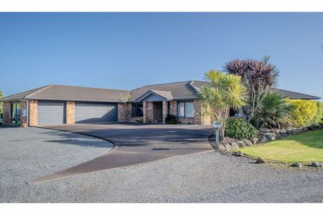 Photo of property in 15 Cochrane Drive, Kerikeri, 0230