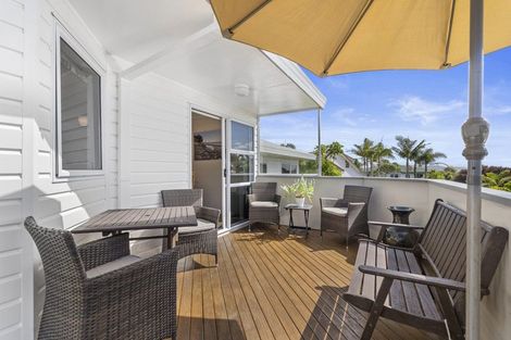 Photo of property in 11 Vista Motu, Red Beach, 0932