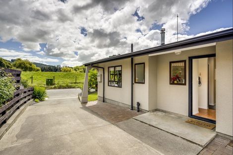Photo of property in 17 Churchill Drive, Taradale, Napier, 4112