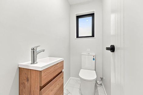 Photo of property in 13 Tower Hill, Stanmore Bay, Whangaparaoa, 0930