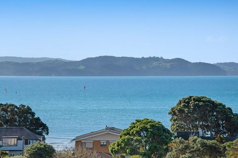 Photo of property in 15 Beach Road, Manly, Whangaparaoa, 0930