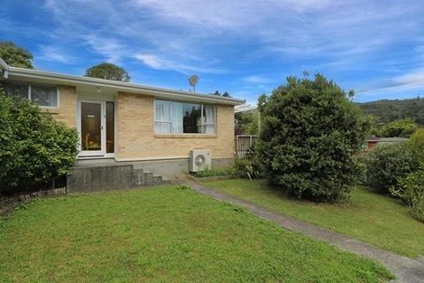 Photo of property in 1/11 Lowry Crescent, Stokes Valley, Lower Hutt, 5019