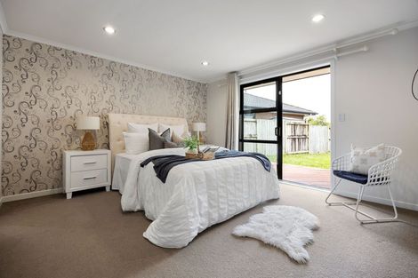 Photo of property in 19 Piwakawaka Court, Rototuna North, Hamilton, 3210