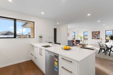 Photo of property in 24 Herridge Street, Woodend, 7691