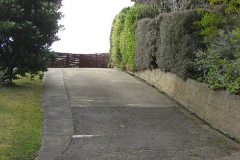 Photo of property in 30 Bayne Terrace, Macandrew Bay, Dunedin, 9014