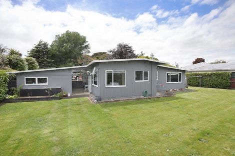 Photo of property in 90 Derby Street, Feilding, 4702