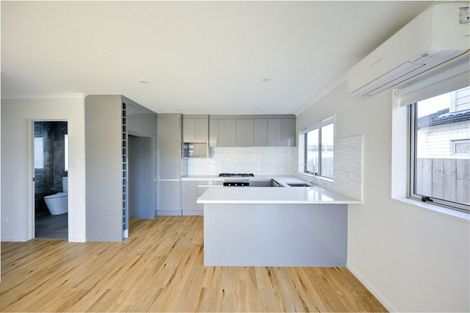 Photo of property in 69b Great South Road, Manurewa, Auckland, 2102