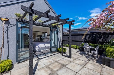 Photo of property in 155a Weston Road, St Albans, Christchurch, 8052