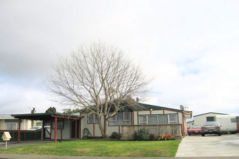 Photo of property in 71 Folkestone Drive, Flaxmere, Hastings, 4120