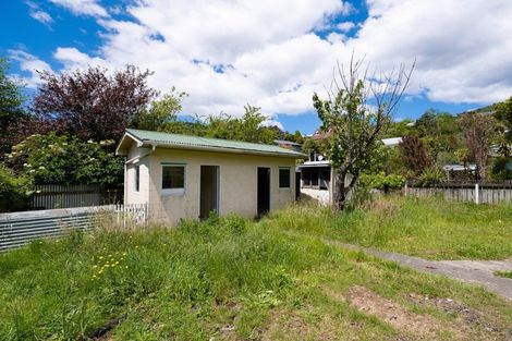 Photo of property in 4 Cornwall Street, Picton, 7220