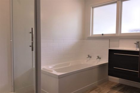 Photo of property in 1/23a Hamilton Avenue, Ilam, Christchurch, 8041