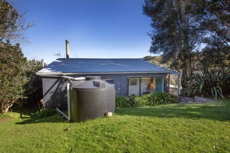 Photo of property in 6569 Pouto Road, Pouto, 0391