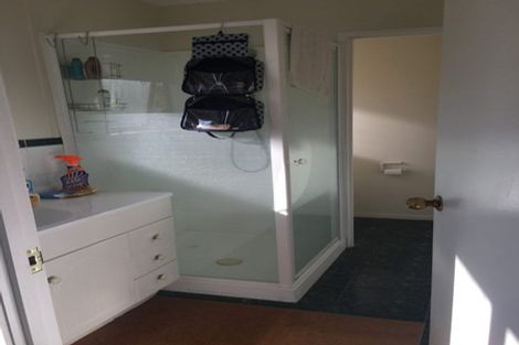 Photo of property in 16 Oliver Twist Avenue, Mellons Bay, Auckland, 2014