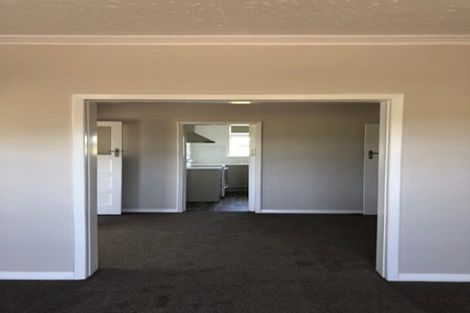 Photo of property in 235 Tararua Road, Levin, 5571