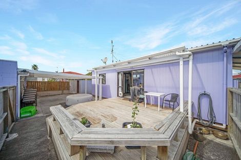 Photo of property in 51 Cargill Street, Papakura, 2110