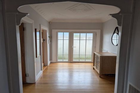 Photo of property in 80a Lyall Parade, Lyall Bay, Wellington, 6022