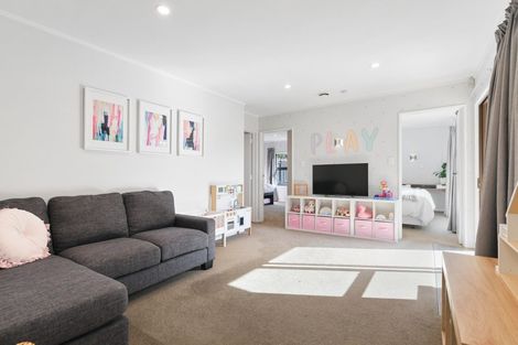 Photo of property in 17 Salmond Place, Dinsdale, Hamilton, 3204