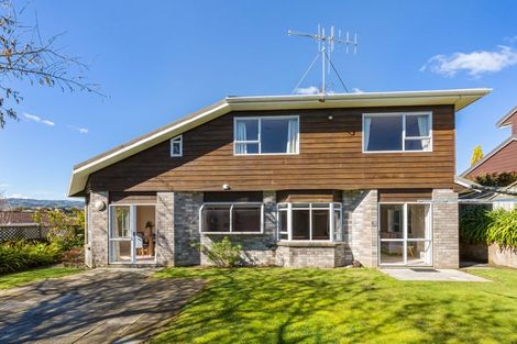 Photo of property in 10 James Cook Drive, Whitby, Porirua, 5024