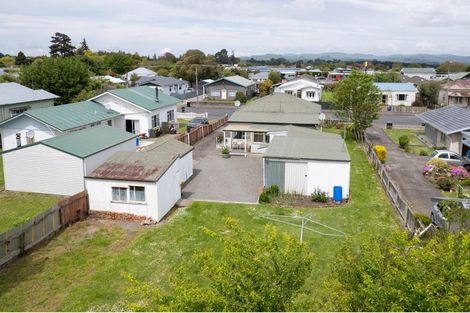 Photo of property in 41 Burns Street, Dannevirke, 4930