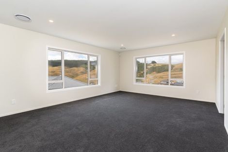 Photo of property in 7 Swinton Place, Churton Park, Wellington, 6037