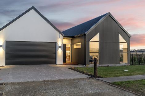 Photo of property in 12 Timara Crescent, Marshland, Christchurch, 8083