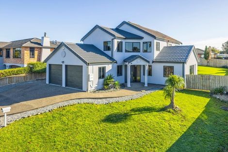 Photo of property in 21 Parkhaven Drive, Rosehill, Papakura, 2113