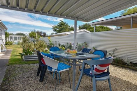 Photo of property in 35 Clifton Avenue, Carterton, 5713