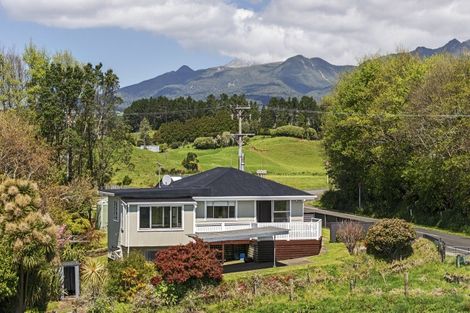 Photo of property in 401 Koru Road, Koru, New Plymouth, 4374